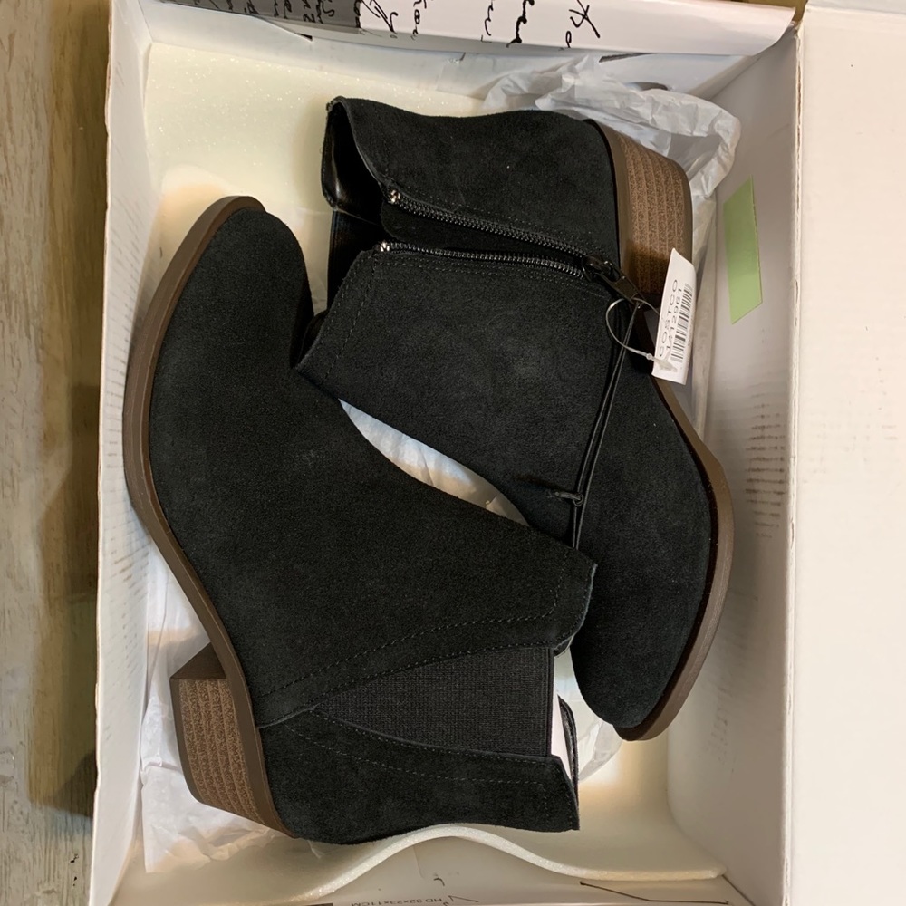 Black Boots